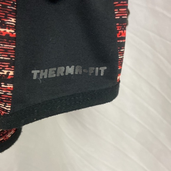 Nike Women’s Therma-Fit Hoodie Size Small Full Black Multicolor - Picture 9 of 10